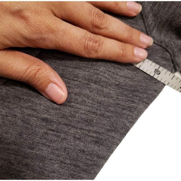 Lululemon Huddle & Hustle Hoodie ~$118 - Picture 7 of 10